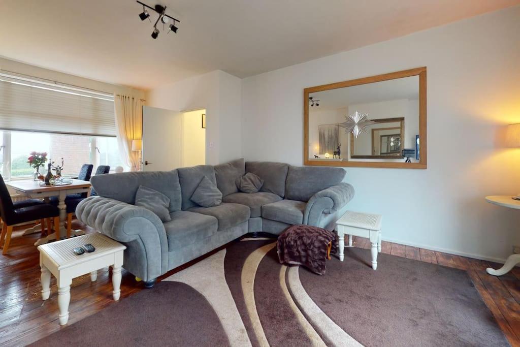 Spacious One Bedroom Flat West Hoathley Kültér fotó